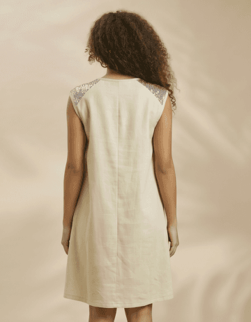 Abito estivo in lino e viscosa con paillettes oro – modello curvy a campana (a1200)